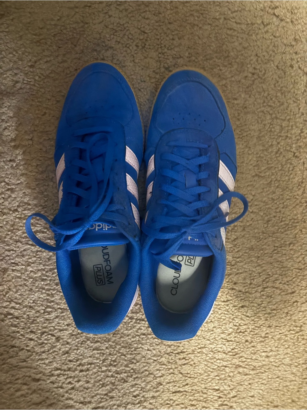 New never worn adidas ladies Royal Blue Sneakers with pink Stripes
